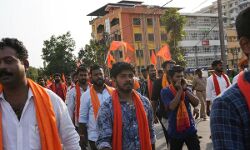 കര്ണാടകയിലെ ഹലാല്വിരുദ്ധ സമരങ്ങളെ പിന്തുണച്ച് മന്ത്രി; ഭീതി ഉയര്ത്തി കശാപ്പ് ചട്ട ഉത്തരവ് കര്ണാടകയിലെ ഹലാല്വിരുദ്ധ സമരങ്ങളെ പിന്തുണച്ച് മന്ത്രി; ഭീതി ഉയര്ത്തി കശാപ്പ് ചട്ട ഉത്തരവ്