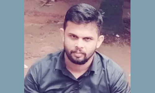 മലയാളി യുവാവ് കുവൈത്തില് ലിഫ്റ്റില് കുടുങ്ങി മരിച്ചു മലയാളി യുവാവ് കുവൈത്തില് ലിഫ്റ്റില് കുടുങ്ങി മരിച്ചു