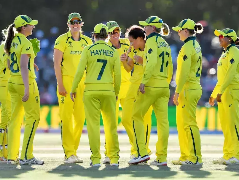 വനിതാ ലോകകപ്പ് ഫൈനല്; ഇംഗ്ലണ്ടിന് മുന്നില് റെക്കോഡ് സ്കോറുമായി ഓസിസ് വനിതാ ലോകകപ്പ് ഫൈനല്; ഇംഗ്ലണ്ടിന് മുന്നില് റെക്കോഡ് സ്കോറുമായി ഓസിസ്