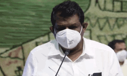 ഓട്ടോ മിനിമം ചാര്ജ്: ദൂരം ഒന്നര കിലോമീറ്ററായി കുറയ്ക്കുമെന്ന് മന്ത്രി ഓട്ടോ മിനിമം ചാര്ജ്: ദൂരം ഒന്നര കിലോമീറ്ററായി കുറയ്ക്കുമെന്ന് മന്ത്രി