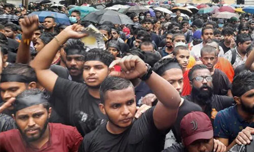 ശ്രീലങ്കയില്‍ പ്രധാനമന്ത്രിയുടെ വസതിയിലേക്ക് വിദ്യാര്‍ത്ഥികളുടെ പ്രതിഷേധ മാര്‍ച്ച്