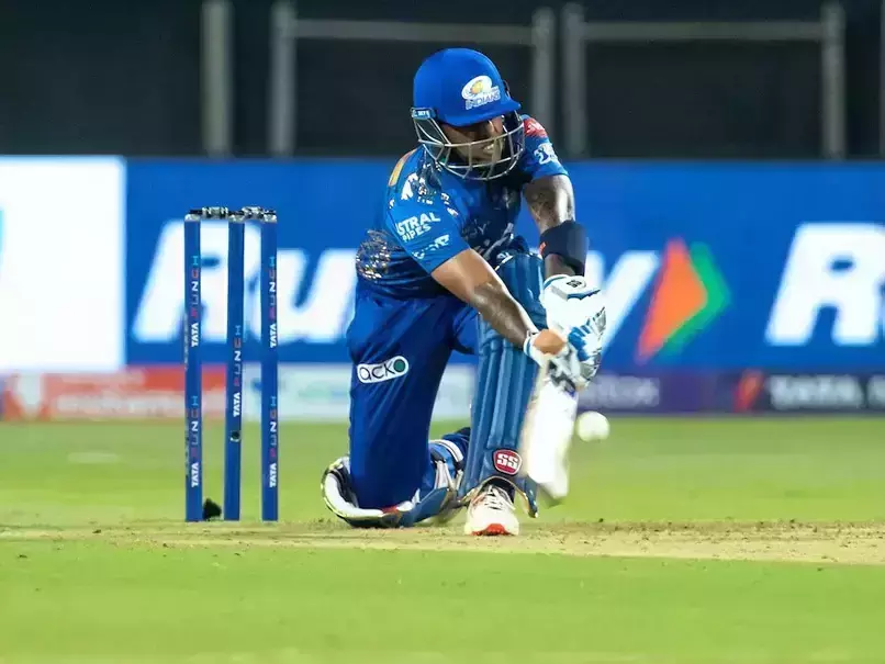 മുംബൈ ഇന്ത്യന്‍സിനെതിരേ കൊല്‍ക്കത്താ നൈറ്റ് റൈഡേഴ്‌സിന് ലക്ഷ്യം 162 റണ്‍സ്