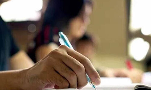 ജെഇഇ മെയിന് പ്രവേശന പരീക്ഷകള് മാറ്റിവച്ചു ജെഇഇ മെയിന് പ്രവേശന പരീക്ഷകള് മാറ്റിവച്ചു