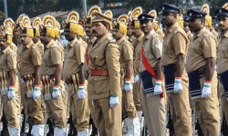 മുഖ്യമന്ത്രിയുടെ പോലിസ് മെഡല് ഇനി ഐപിഎസ് ഉദ്യോഗസ്ഥര്ക്കും; മെഡലുകളുടെ എണ്ണവും 300 ആയി ഉയര്ത്തി മുഖ്യമന്ത്രിയുടെ പോലിസ് മെഡല് ഇനി ഐപിഎസ് ഉദ്യോഗസ്ഥര്ക്കും; മെഡലുകളുടെ എണ്ണവും 300 ആയി ഉയര്ത്തി