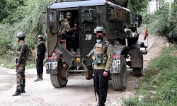 കശ്മീരില്‍ സുരക്ഷാസേനയുമായി ഏറ്റുമുട്ടല്‍; രണ്ട് സായുധര്‍ കൊല്ലപ്പെട്ടു