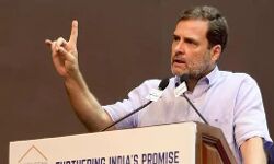 എന്റെ പെങ്ങളെ ആരെങ്കിലും തൊട്ടാല് ഞാന് തിരിച്ചടിക്കും; ദലിതരോട് രാഹുല് ഗാന്ധി എന്റെ പെങ്ങളെ ആരെങ്കിലും തൊട്ടാല് ഞാന് തിരിച്ചടിക്കും; ദലിതരോട് രാഹുല് ഗാന്ധി