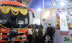 തമിഴ്നാട് സ്വദേശിയുടെ മരണം: കെ സ്വിഫ്റ്റ് ബസ് പോലിസ് കസ്റ്റഡിയിലെടുത്തു തമിഴ്നാട് സ്വദേശിയുടെ മരണം: കെ സ്വിഫ്റ്റ് ബസ് പോലിസ് കസ്റ്റഡിയിലെടുത്തു