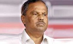 കുട്ടികളെ പുറത്താക്കി വീട് ജപ്തി ചെയ്ത സംഭവം:  ഗോപി കോട്ടമുറിക്കല്‍ ബാങ്ക് ചെയര്‍മാന്‍ സ്ഥാനം രാജിവച്ചു