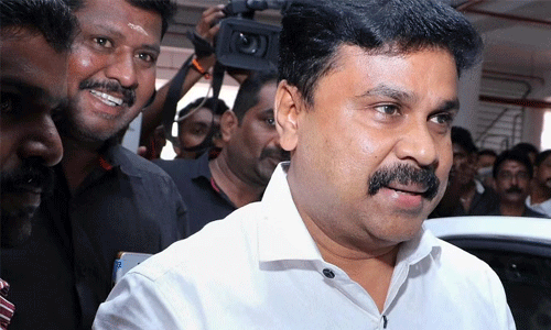 നടിയെ ആക്രമിച്ച കേസ്: തുടരന്വേഷണ പുരോഗതി റിപ്പോര്ട്ട് ഇന്ന് കോടതിയില് സമര്പ്പിക്കും നടിയെ ആക്രമിച്ച കേസ്: തുടരന്വേഷണ പുരോഗതി റിപ്പോര്ട്ട് ഇന്ന് കോടതിയില് സമര്പ്പിക്കും
