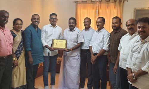 ഒഐസിസി പത്തനംതിട്ട ജില്ലാ കമ്മിറ്റി യാത്രയയപ്പ് നല്‍കി