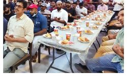 അജ്മാന് പ്രവാസി ഫോറം ഇഫ്താര് സംഘടിപ്പിച്ചു അജ്മാന് പ്രവാസി ഫോറം ഇഫ്താര് സംഘടിപ്പിച്ചു