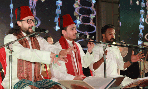 പൂരനഗരിയില് സംഗീതമഴയായി ഖവാലി സൂഫി സംഗീതം പൂരനഗരിയില് സംഗീതമഴയായി ഖവാലി സൂഫി സംഗീതം