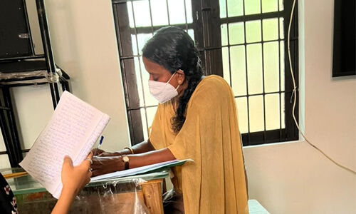 പെണ്കുട്ടികള്ക്കുനേരെ യുവനേതാവിന്റെ ആക്രമണം: തേഞ്ഞിപ്പലം പോലിസ് വീണ്ടും മൊഴിയെടുത്തു പെണ്കുട്ടികള്ക്കുനേരെ യുവനേതാവിന്റെ ആക്രമണം: തേഞ്ഞിപ്പലം പോലിസ് വീണ്ടും മൊഴിയെടുത്തു