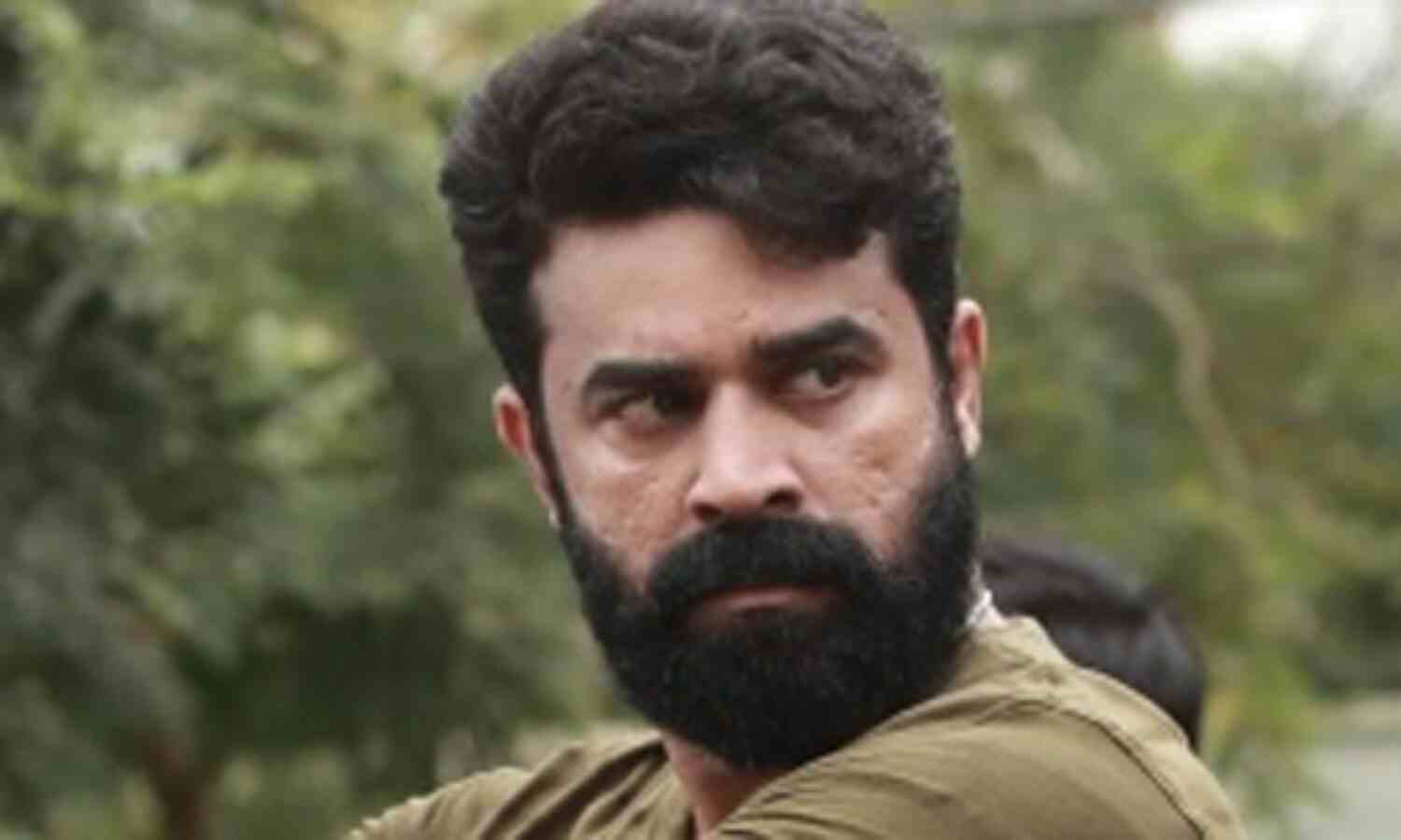 ലൈംഗിക പീഡനക്കേസ്: വിജയ് ബാബു ഒളിവിലെന്ന് പോലിസ്; കേസിലെ ഇര താന്, മാനനഷ്ടത്തിന് കേസ് നല്കുമെന്ന് വിജയ് ബാബു ലൈംഗിക പീഡനക്കേസ്: വിജയ് ബാബു ഒളിവിലെന്ന് പോലിസ്; കേസിലെ ഇര താന്, മാനനഷ്ടത്തിന് കേസ് നല്കുമെന്ന് വിജയ് ബാബു