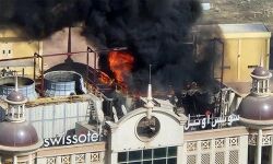 ദുബയ് ഡൗണ് ടൗണില് ഹോട്ടലിന്റെ മേല്ക്കൂരയില് തീപ്പിടിത്തം ദുബയ് ഡൗണ് ടൗണില് ഹോട്ടലിന്റെ മേല്ക്കൂരയില് തീപ്പിടിത്തം