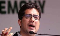 മുന് ഐഎഎസ് ഉദ്യോഗസ്ഥന് ഷാ ഫൈസല് വീണ്ടും സര്ക്കാര് സര്വീസിലേക്ക് മുന് ഐഎഎസ് ഉദ്യോഗസ്ഥന് ഷാ ഫൈസല് വീണ്ടും സര്ക്കാര് സര്വീസിലേക്ക്