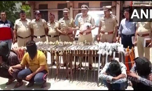 90 വടിവാളുകളുമായി നാലംഗ സംഘം മഹാരാഷ്ട്രയില്‍ പിടിയില്‍; മാരകായുധങ്ങള്‍ എത്തിച്ചത് രാജസ്ഥാനില്‍നിന്ന്