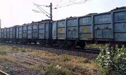 പ്രതിസന്ധി പരിഹരിക്കാന്‍ തീവ്രശ്രമം; കല്‍ക്കരി ഗതാഗതത്തിനായി 753 ട്രെയിനുകള്‍ റദ്ദാക്കി