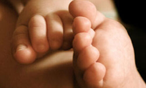 രാമനാട്ടുകരയില്‍ പിഞ്ചുകുഞ്ഞിനെ ഉപേക്ഷിക്കപ്പെട്ട നിലയില്‍ കണ്ടെത്തി