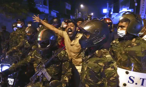 ശ്രീലങ്കയില് വീണ്ടും അടിയന്തരാവസ്ഥ ശ്രീലങ്കയില് വീണ്ടും അടിയന്തരാവസ്ഥ