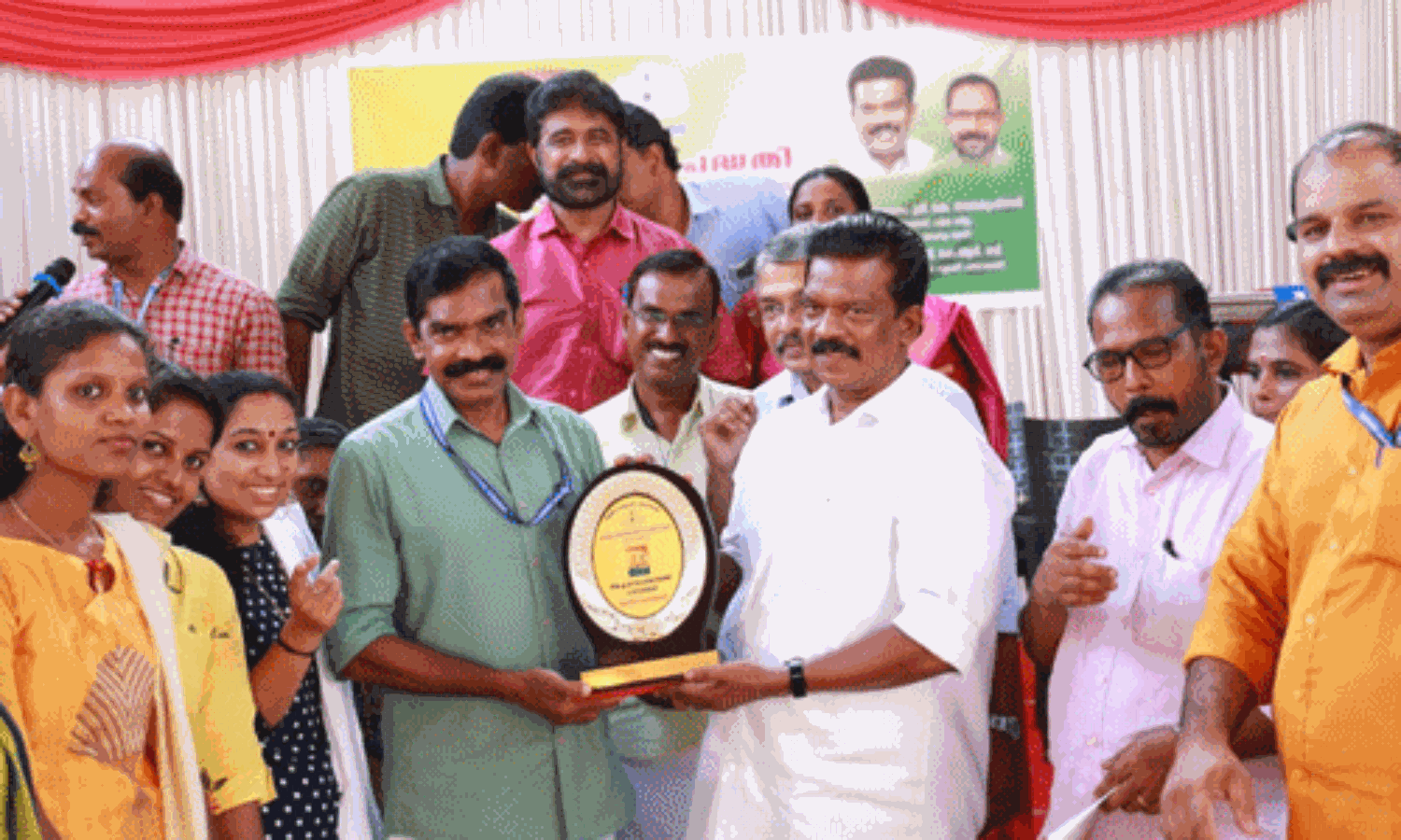 സംസ്ഥാനത്തെ പിന്നാക്ക വിഭാഗങ്ങളെ മുന്നിരയിലെത്തിക്കും: മന്ത്രി കെ രാധാകൃഷ്ണന് സംസ്ഥാനത്തെ പിന്നാക്ക വിഭാഗങ്ങളെ മുന്നിരയിലെത്തിക്കും: മന്ത്രി കെ രാധാകൃഷ്ണന്