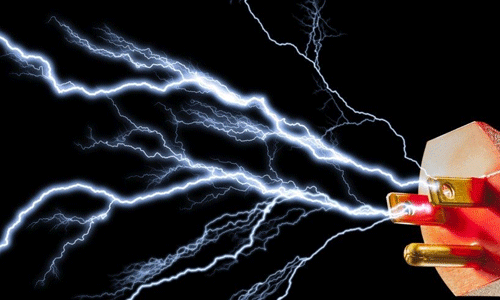 ചേര്ത്തലയില് ഭാര്യയും ഭര്ത്താവും ഷോക്കേറ്റ് മരിച്ചു ചേര്ത്തലയില് ഭാര്യയും ഭര്ത്താവും ഷോക്കേറ്റ് മരിച്ചു