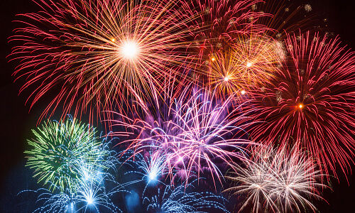 തൃശൂരില് കനത്ത മഴ: പൂരംവെടിക്കെട്ട് വീണ്ടും മാറ്റിവച്ചു തൃശൂരില് കനത്ത മഴ: പൂരംവെടിക്കെട്ട് വീണ്ടും മാറ്റിവച്ചു