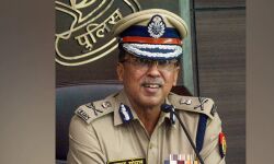 ഉത്തരവുകള്‍ അനുസരിക്കുന്നില്ല: യുപി പോലിസ് മേധാവിയെ തല്‍സ്ഥാനത്തുനിന്ന് മാറ്റി