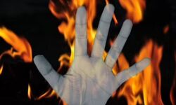 ജാതി അധിക്ഷേപം: തമിഴ്‌നാട്ടില്‍ പതിനൊന്നുകാരനെ സവര്‍ണ വിദ്യാര്‍ത്ഥികള്‍ തീയിലേക്ക് തള്ളി; മൂന്ന് കുട്ടികള്‍ക്കെതിരേ കേസ്