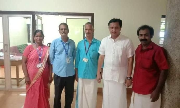 രണ്ട് കോടിയുടെ വരുമാനം സമ്മാനിച്ച് റസ്റ്റ്ഹൗസുകള്; ജീവനക്കാരെ അനുമോദിച്ച് മന്ത്രി മുഹമ്മദ് റിയാസ് രണ്ട് കോടിയുടെ വരുമാനം സമ്മാനിച്ച് റസ്റ്റ്ഹൗസുകള്; ജീവനക്കാരെ അനുമോദിച്ച് മന്ത്രി മുഹമ്മദ് റിയാസ്