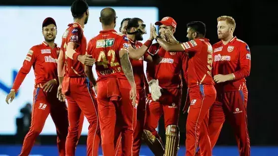 ഐപിഎല്; റോയല് ചാലഞ്ച് അതിജീവിച്ച് പഞ്ചാബ് കിങ്സ്; വമ്പന് ജയം ഐപിഎല്; റോയല് ചാലഞ്ച് അതിജീവിച്ച് പഞ്ചാബ് കിങ്സ്; വമ്പന് ജയം