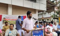 പാസഞ്ചര്‍ ട്രെയിനുകള്‍ പുനസ്ഥാപിക്കുക: എഐവൈഎഫ്  പ്രതിഷേധ ധര്‍ണ്ണ സംഘടിപ്പിച്ചു