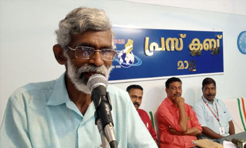 വനമിത്ര പുരസ്‌കാരം ലഭിച്ച വി കെ ശ്രീധരനെ മാള പ്രസ് ക്ലബ്ബ് ആദരിച്ചു