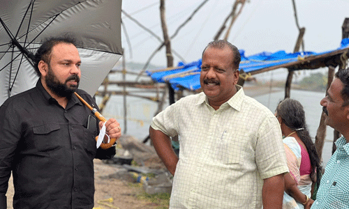 അഴീക്കോട് മുനയ്ക്കല് ഡോള്ഫിന് ബീച്ചിന് ടൂറിസം മേഖലയില് അനന്ത സാധ്യതകള്: സന്തോഷ് ജോര്ജ് കുളങ്ങര അഴീക്കോട് മുനയ്ക്കല് ഡോള്ഫിന് ബീച്ചിന് ടൂറിസം മേഖലയില് അനന്ത സാധ്യതകള്: സന്തോഷ് ജോര്ജ് കുളങ്ങര