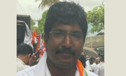 കുഴൂരിലെ നാലാം വാര്ഡില് ചരിത്രം ആവര്ത്തിച്ച് യുഡിഎഫ് കുഴൂരിലെ നാലാം വാര്ഡില് ചരിത്രം ആവര്ത്തിച്ച് യുഡിഎഫ്