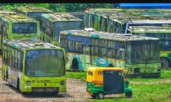 സംസ്ഥാനത്ത് ആദ്യമായി ജന്റം എസി ലോ ഫ്ളോര് ബസുകള് പൊളിക്കുന്നു; സ്ക്രാപ് ചെയ്യുക പത്തെണ്ണം സംസ്ഥാനത്ത് ആദ്യമായി ജന്റം എസി ലോ ഫ്ളോര് ബസുകള് പൊളിക്കുന്നു; സ്ക്രാപ് ചെയ്യുക പത്തെണ്ണം