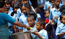 ദലിത് സ്ത്രീ ഉണ്ടാക്കിയ ഭക്ഷണം കഴിക്കില്ലെന്ന് വീണ്ടും വിദ്യാര്‍ഥികള്‍; ടിസി നല്‍കുമെന്ന മുന്നറിയിപ്പുമായി പ്രിന്‍സിപ്പല്‍