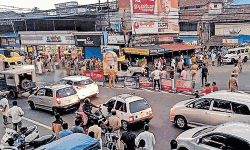 ചാവക്കാട് നഗരത്തില് ജൂണ് ഒന്ന് മുതല് ഗതാഗത പരിഷ്ക്കരണം ചാവക്കാട് നഗരത്തില് ജൂണ് ഒന്ന് മുതല് ഗതാഗത പരിഷ്ക്കരണം