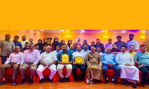 ഇസ്മായീല് മരുതേരിക്കും മന്സൂര് മാസ്റ്റര്ക്കും ജിജിഐ യാത്രയയപ്പ് നല്കി ഇസ്മായീല് മരുതേരിക്കും മന്സൂര് മാസ്റ്റര്ക്കും ജിജിഐ യാത്രയയപ്പ് നല്കി