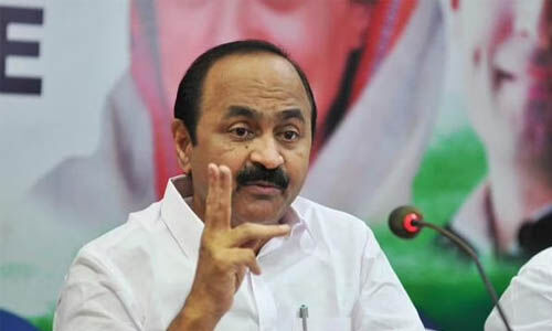 തിരഞ്ഞെടുപ്പ് അട്ടിമറിക്കാന് സിപിഎം ശ്രമം, തൃക്കാക്കരയില് സിപിഎം- പി സി ജോര്ജ്- ബിജെപി അച്ചുതണ്ട്; ആരോപണവുമായി വി ഡി സതീശന് തിരഞ്ഞെടുപ്പ് അട്ടിമറിക്കാന് സിപിഎം ശ്രമം, തൃക്കാക്കരയില് സിപിഎം- പി സി ജോര്ജ്- ബിജെപി അച്ചുതണ്ട്; ആരോപണവുമായി വി ഡി സതീശന്