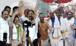 തൃക്കാക്കരയില് ഇന്ന് കൊട്ടിക്കലാശം തൃക്കാക്കരയില് ഇന്ന് കൊട്ടിക്കലാശം