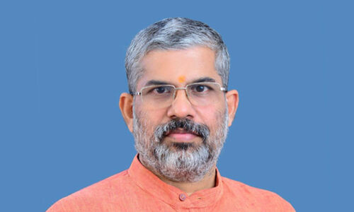 ഇത് ആര്ക്കൊക്കയോ മറുപടി നല്കുമെന്ന ഭീഷണിയാണ്; വാളേന്തി പ്രകടനത്തിനെതിരേ സ്വാമി സന്ദീപാനന്ദ ഗിരി ഇത് ആര്ക്കൊക്കയോ മറുപടി നല്കുമെന്ന ഭീഷണിയാണ്; വാളേന്തി പ്രകടനത്തിനെതിരേ സ്വാമി സന്ദീപാനന്ദ ഗിരി