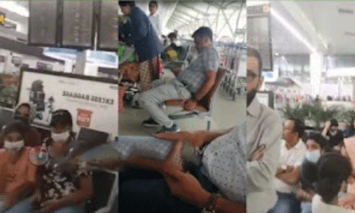 വൈകിയെന്ന് ആരോപിച്ച് കോഴിക്കോട്ടേക്കുള്ള 22 യാത്രക്കാര്ക്ക് എയര് ഇന്ത്യ യാത്ര നിഷേധിച്ചു; എയര്പോര്ട്ടില് പ്രതിഷേധം വൈകിയെന്ന് ആരോപിച്ച് കോഴിക്കോട്ടേക്കുള്ള 22 യാത്രക്കാര്ക്ക് എയര് ഇന്ത്യ യാത്ര നിഷേധിച്ചു; എയര്പോര്ട്ടില് പ്രതിഷേധം