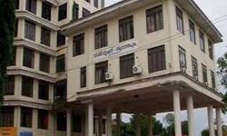 ആര്ഡിഒ കോടതിയിലെ തൊണ്ടിമുതല് മോഷണം പോയ സംഭവം;അന്വേഷണം സീനിയര് സൂപ്രണ്ടുമാരിലേക്ക് ആര്ഡിഒ കോടതിയിലെ തൊണ്ടിമുതല് മോഷണം പോയ സംഭവം;അന്വേഷണം സീനിയര് സൂപ്രണ്ടുമാരിലേക്ക്