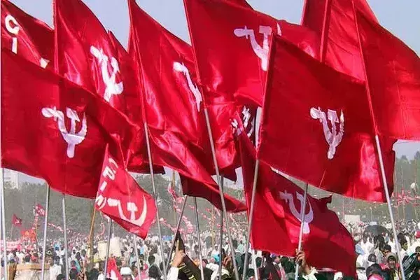 സിപിഎമ്മിലെ ഫണ്ട് തിരിമറി: പയ്യന്നൂര് എംഎല്എ ഉള്പ്പെടെ ആറു പേര്ക്ക് ഷോകോസ് നോട്ടിസ് സിപിഎമ്മിലെ ഫണ്ട് തിരിമറി: പയ്യന്നൂര് എംഎല്എ ഉള്പ്പെടെ ആറു പേര്ക്ക് ഷോകോസ് നോട്ടിസ്