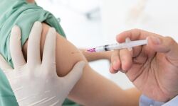 കുട്ടികൾക്ക് കോർബെ വാക്സിന് പകരം കൊവാക്സിൻ; തൃശൂരിൽ മൂന്ന് പേർക്ക് സ്ഥലം മാറ്റം കുട്ടികൾക്ക് കോർബെ വാക്സിന് പകരം കൊവാക്സിൻ; തൃശൂരിൽ മൂന്ന് പേർക്ക് സ്ഥലം മാറ്റം