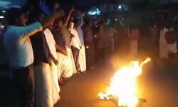 മുഖ്യമന്ത്രിയുടെ കോലം കത്തിച്ച് കണ്ണൂരില്‍ കെഎസ്‌യു പ്രതിഷേധം
