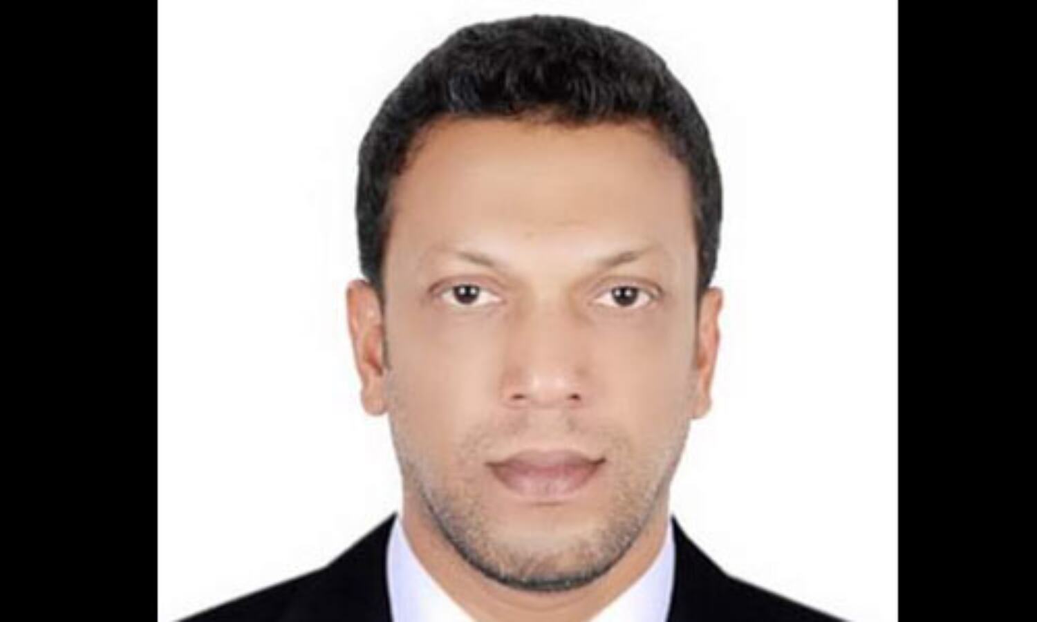 നാട്ടിലേക്ക് മടങ്ങവെ യുവാവ് വിമാനത്തില് നിര്യാതനായി നാട്ടിലേക്ക് മടങ്ങവെ യുവാവ് വിമാനത്തില് നിര്യാതനായി