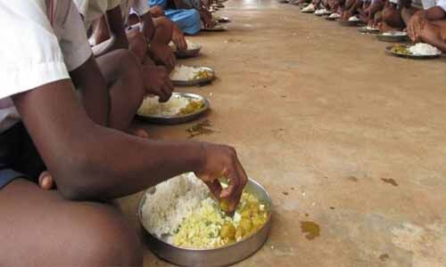 കായംകുളം സ്കൂളിലെ ഭക്ഷ്യവിഷബാധക്ക് കാരണം ഭക്ഷ്യ വസ്തുക്കളുടെ ഗുണനിലവാരമില്ലായ്മ കായംകുളം സ്കൂളിലെ ഭക്ഷ്യവിഷബാധക്ക് കാരണം ഭക്ഷ്യ വസ്തുക്കളുടെ ഗുണനിലവാരമില്ലായ്മ