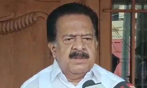 വിജിലന്സ് ഡയറക്ടറെ മാറ്റിയത് സര്ക്കാരിന്റെ കള്ളക്കളിയെന്ന് രമേശ് ചെന്നിത്തല വിജിലന്സ് ഡയറക്ടറെ മാറ്റിയത് സര്ക്കാരിന്റെ കള്ളക്കളിയെന്ന് രമേശ് ചെന്നിത്തല